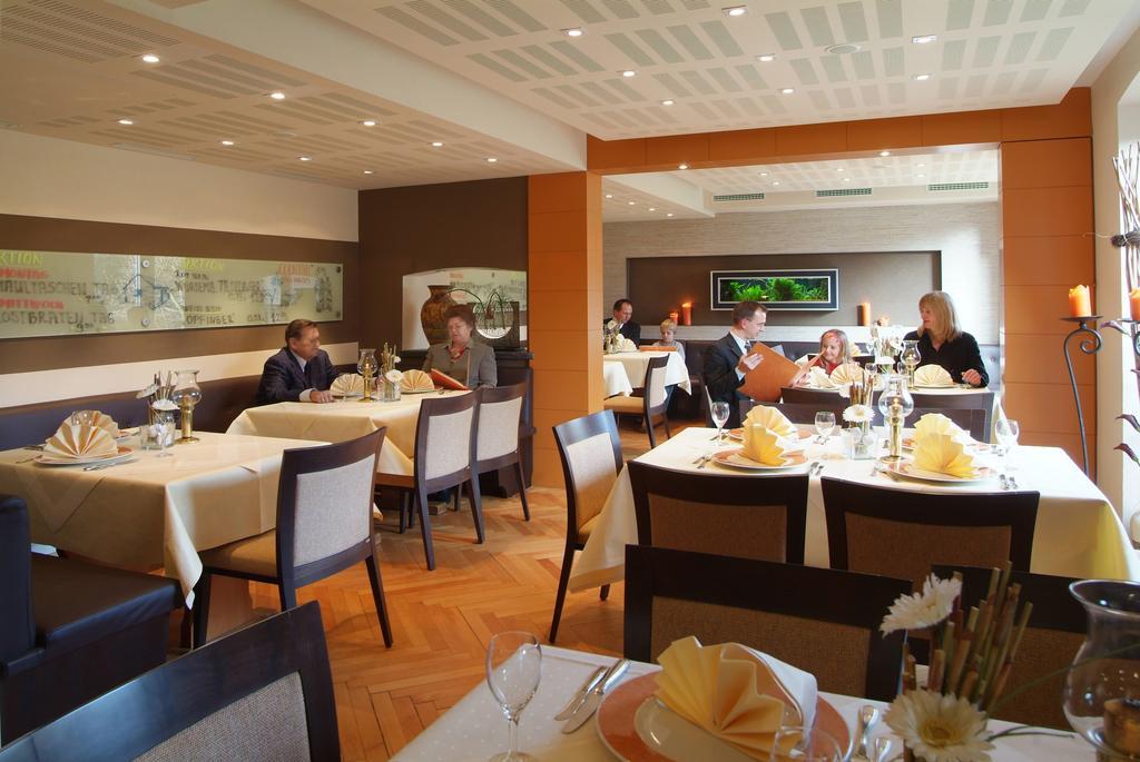 Roemerhof Stuttgart Ngoại thất bức ảnh
