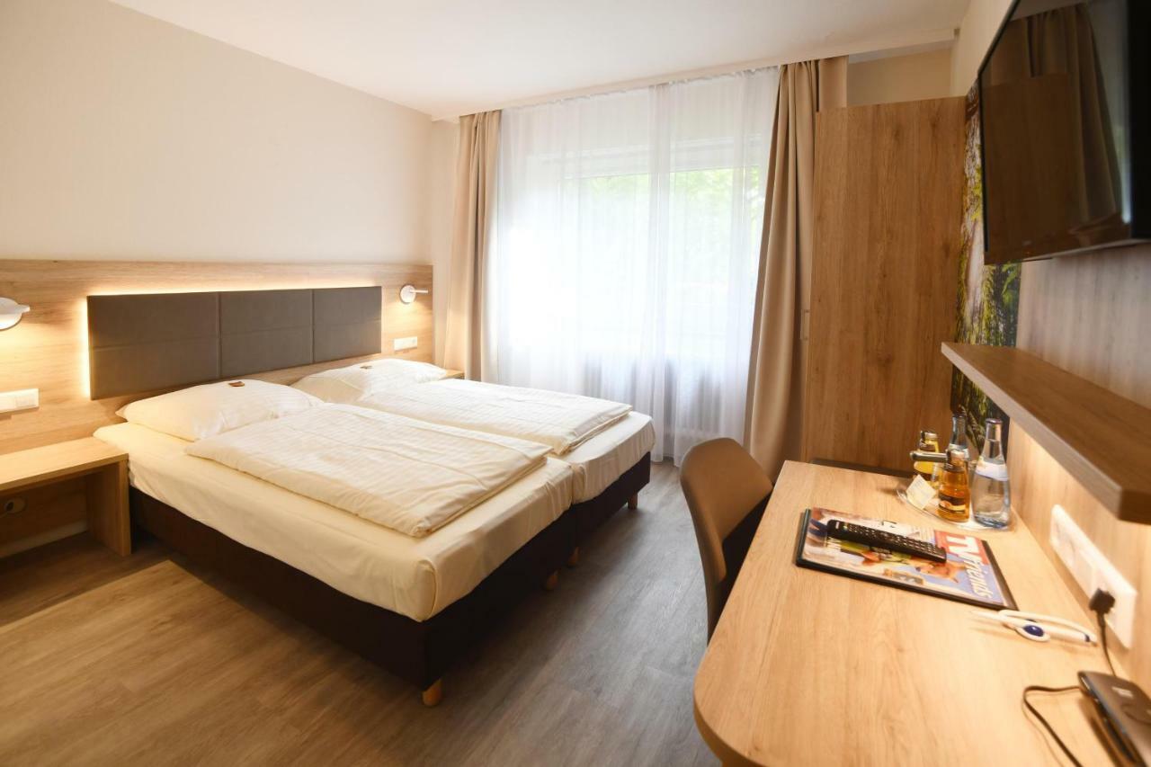 Roemerhof Stuttgart Ngoại thất bức ảnh