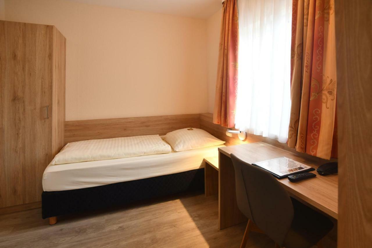 Roemerhof Stuttgart Ngoại thất bức ảnh