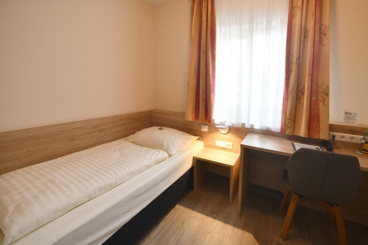 Roemerhof Stuttgart Ngoại thất bức ảnh