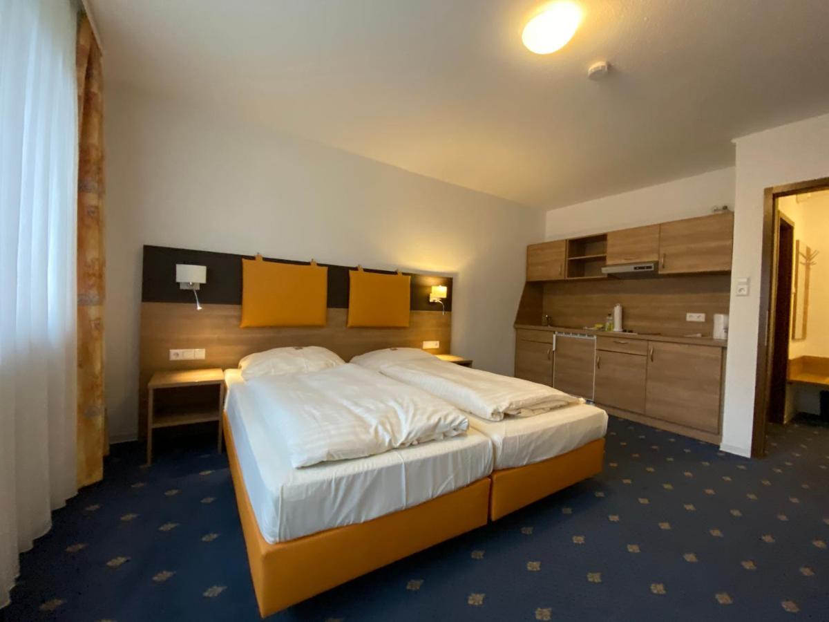 Roemerhof Stuttgart Ngoại thất bức ảnh