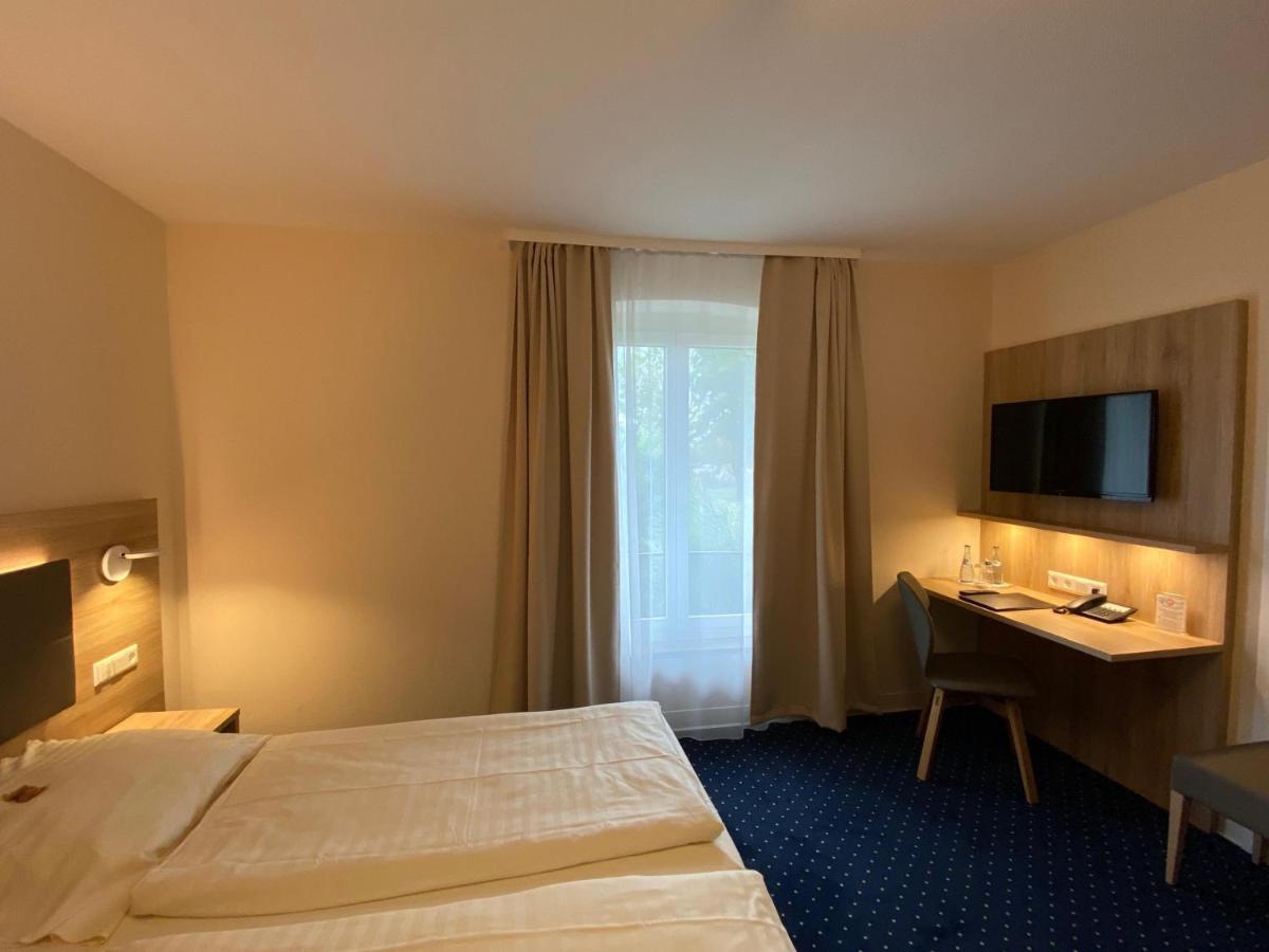 Roemerhof Stuttgart Ngoại thất bức ảnh