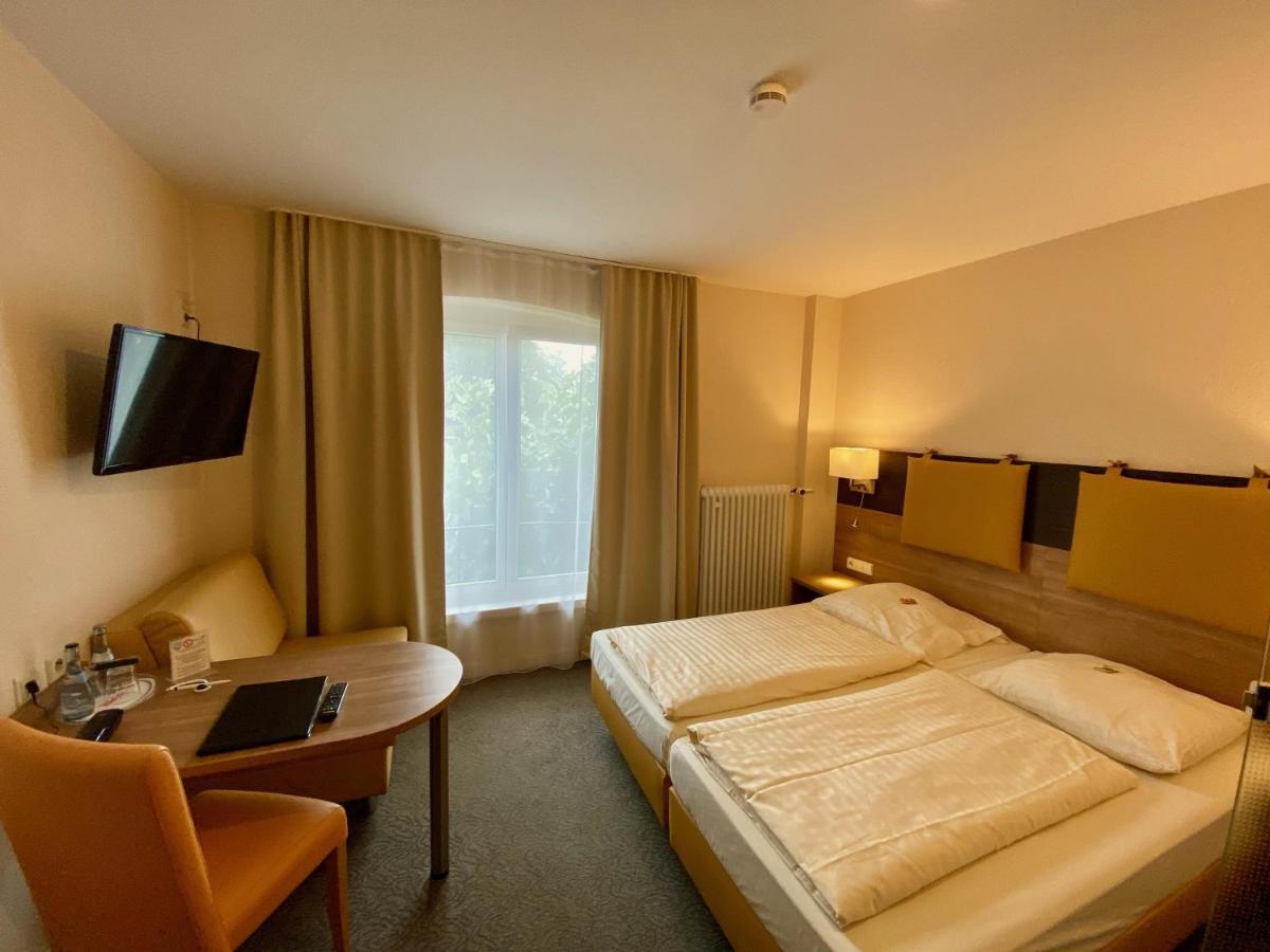 Roemerhof Stuttgart Ngoại thất bức ảnh
